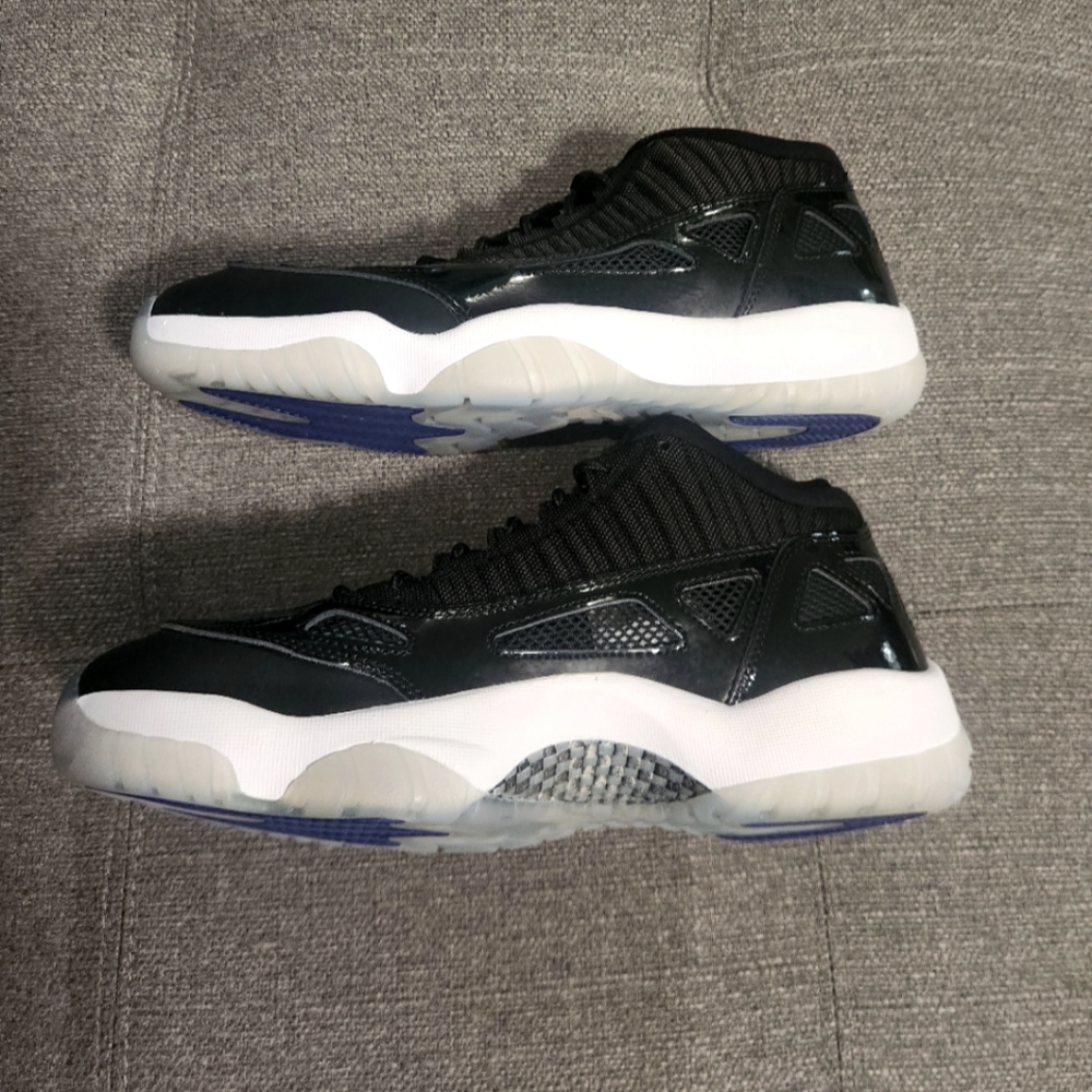 Jordan 11 Retro Low Ie - image 1